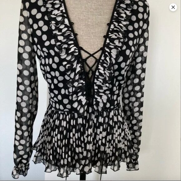 Delfi collective lace up top - Picture 5 of 8